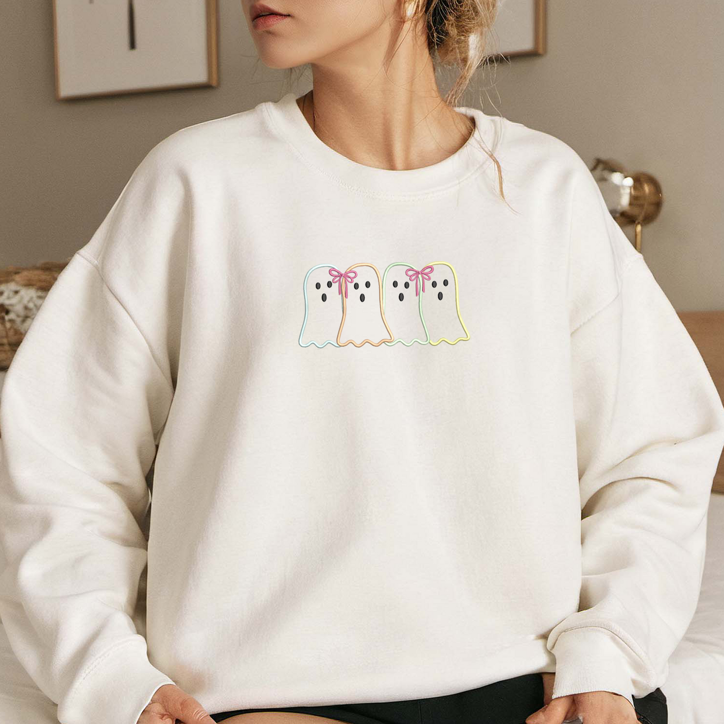 Ghost Bow Applique Embroidered Sweatshirt, Halloween Sweatshirt, Fall Embroidered T Shirt, Sweatshirt For Woman Gift.
